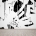 Mural abstracto pintado a mano en pared